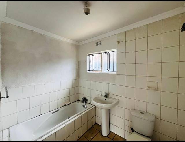 2 BEDROOM PROPERTY TO RENT IN ORMONDE